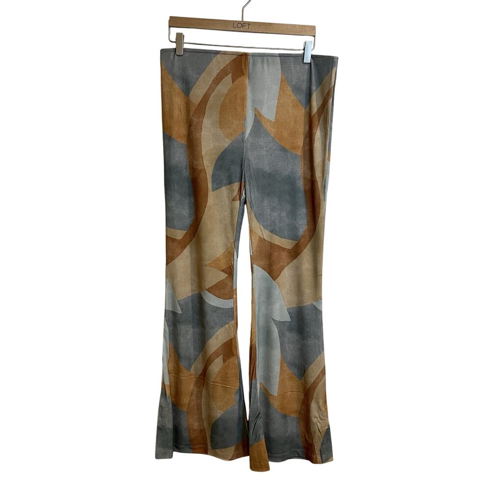 Show Me Your MuMu Wide Leg Retro Abstract Print Pants in Gray & Brown